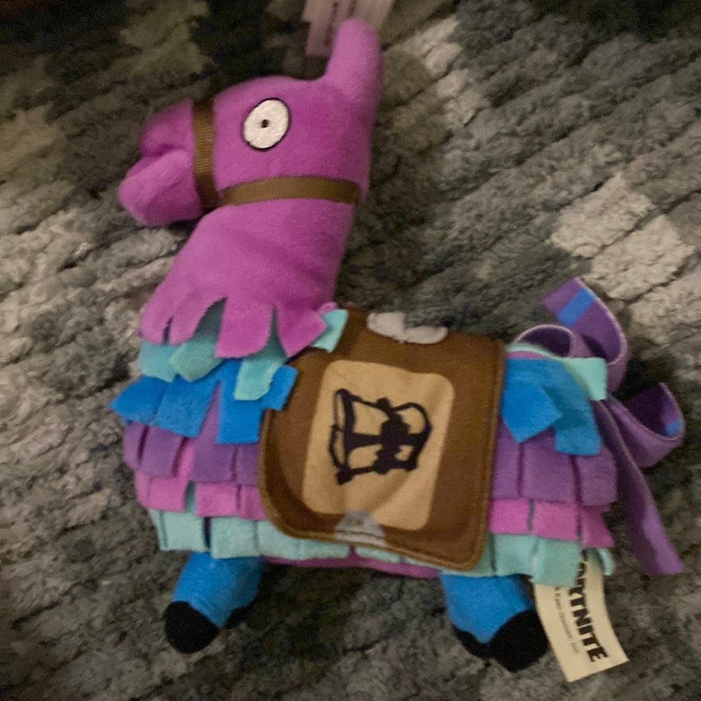 fortnite loot llama